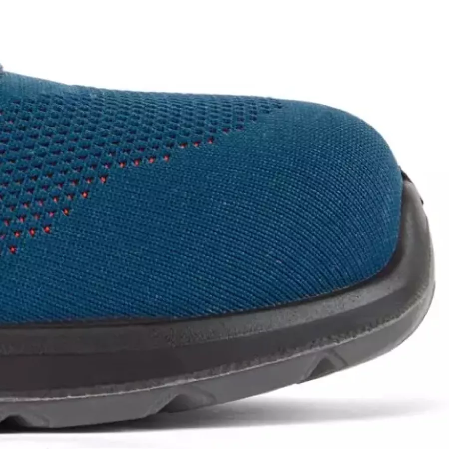 **Stahlkappe** bietet zuverlässigen Schutz für den Vorderfuß, damit Sie sich sicher durch jede Schicht bewegen können.