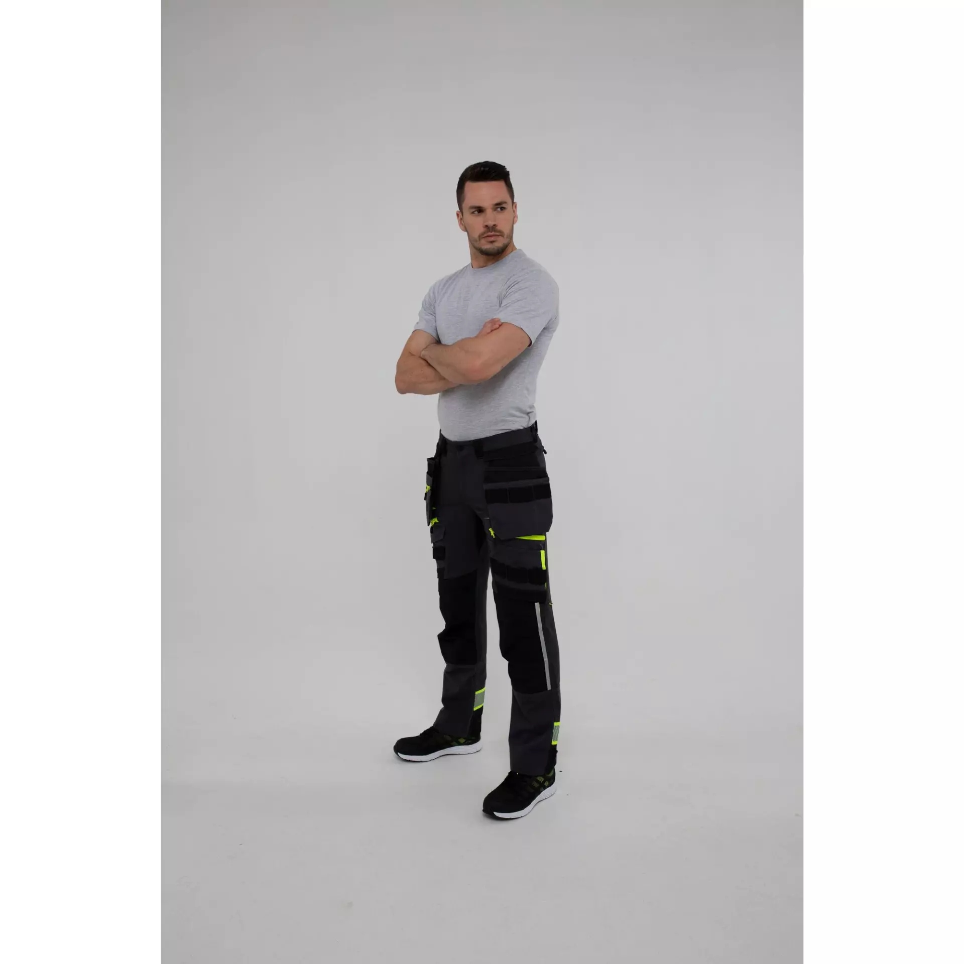 Portwest DX440BKR, DX4 Detachable Holster Pocket Trousers, Black, image 4