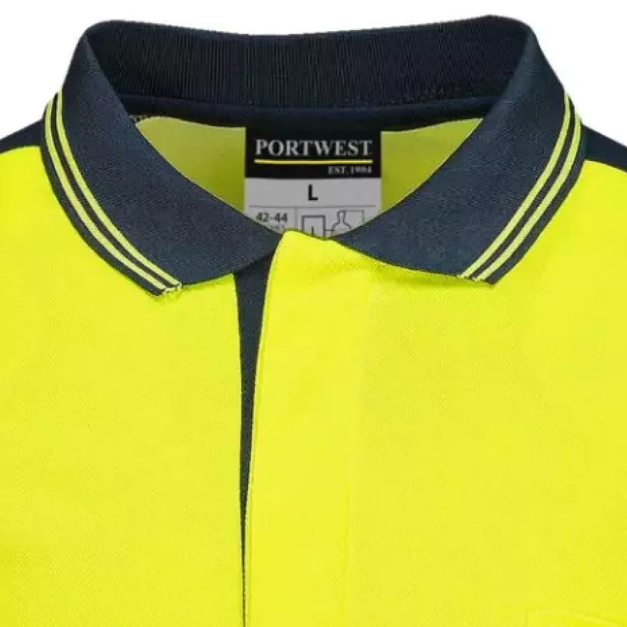 **Oxford Collar** keeps your neckline looking sharp while providing comfortable support throughout the day.