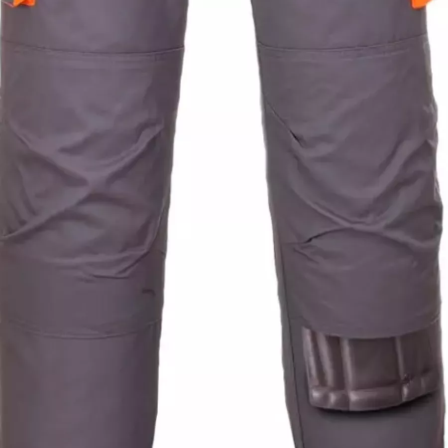 **Knee Pad Pockets** let you work on your knees comfortably without strain or discomfort.