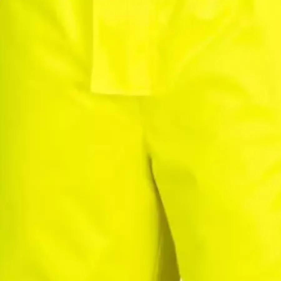 **Water Resistance** keeps you dry and comfortable even in wet winter conditions.