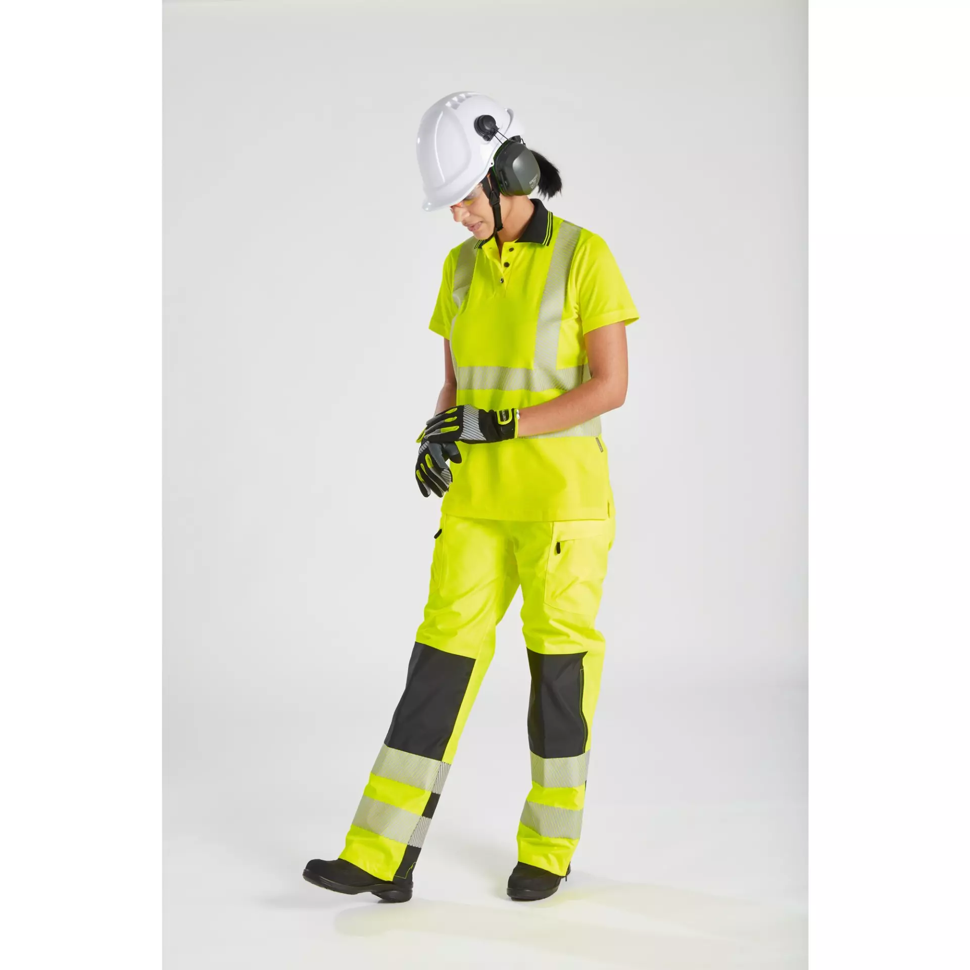 Portwest LW72YBR, Hi-Vis Women's Cotton Comfort Pro Polo Shirt S/S, Yellow/Black, image 5