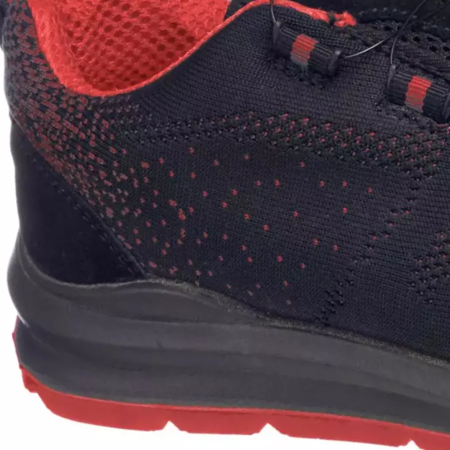 **Puncture Resistant Sole** provides confident underfoot support so you can move freely without distraction.