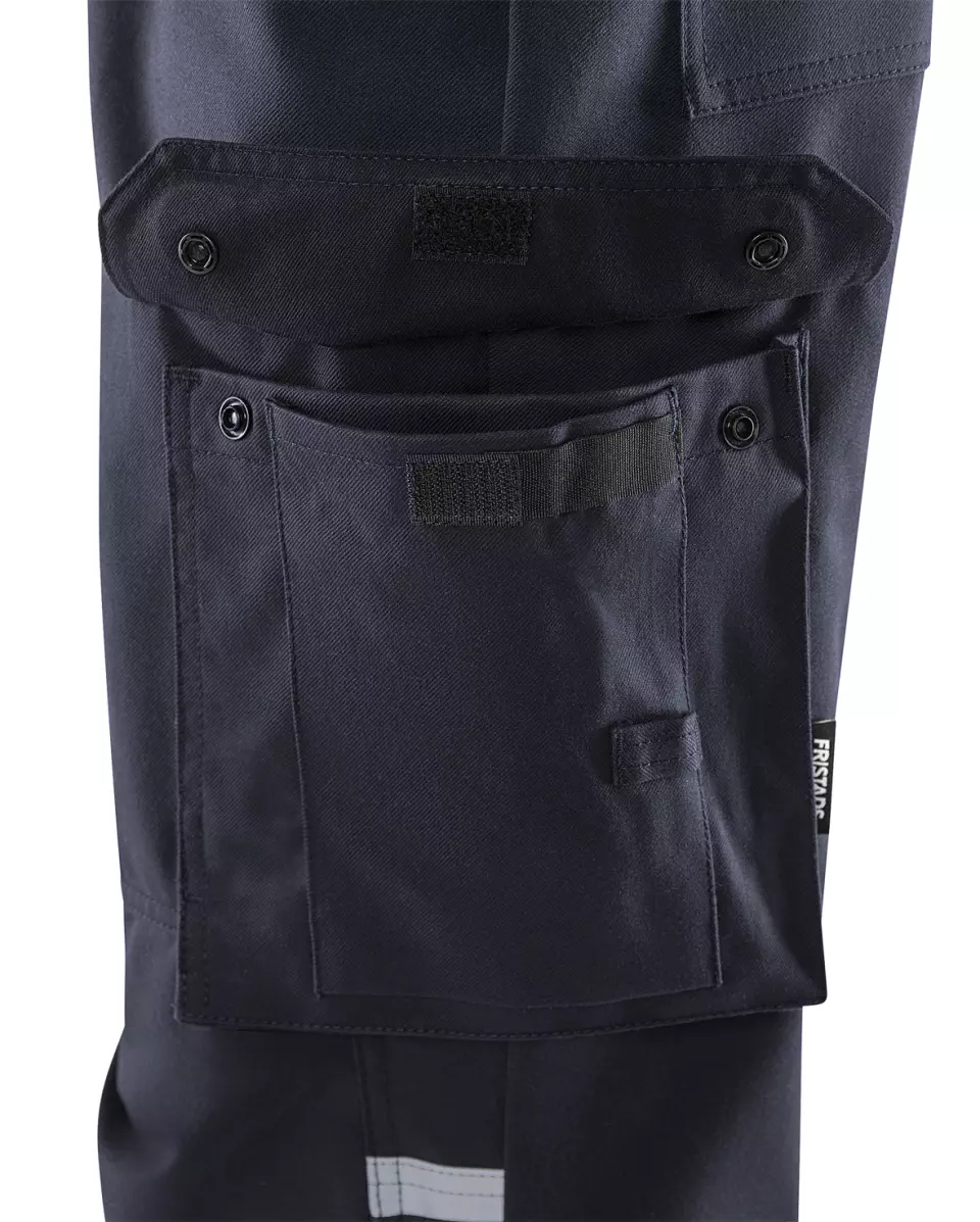 Taskutyyli · Puhelintasku feature highlight