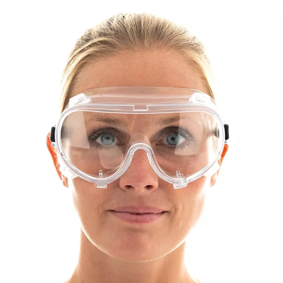 Lens Material · Vinyl / Polyvinylchloride PVC, Polycarbonate feature highlight