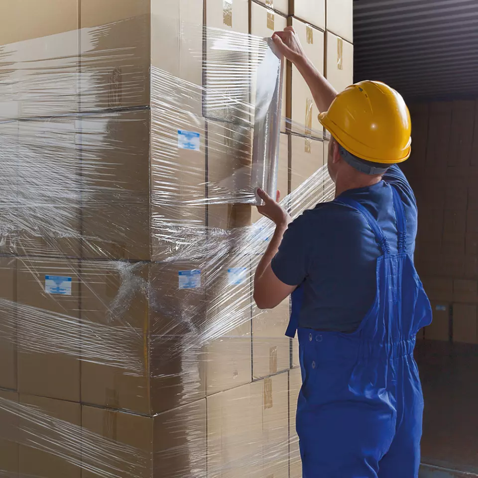 Franz Mensch 953001, LDPE Hand Stretch Film, 7my, Transparent, image 2, gallery thumbnail