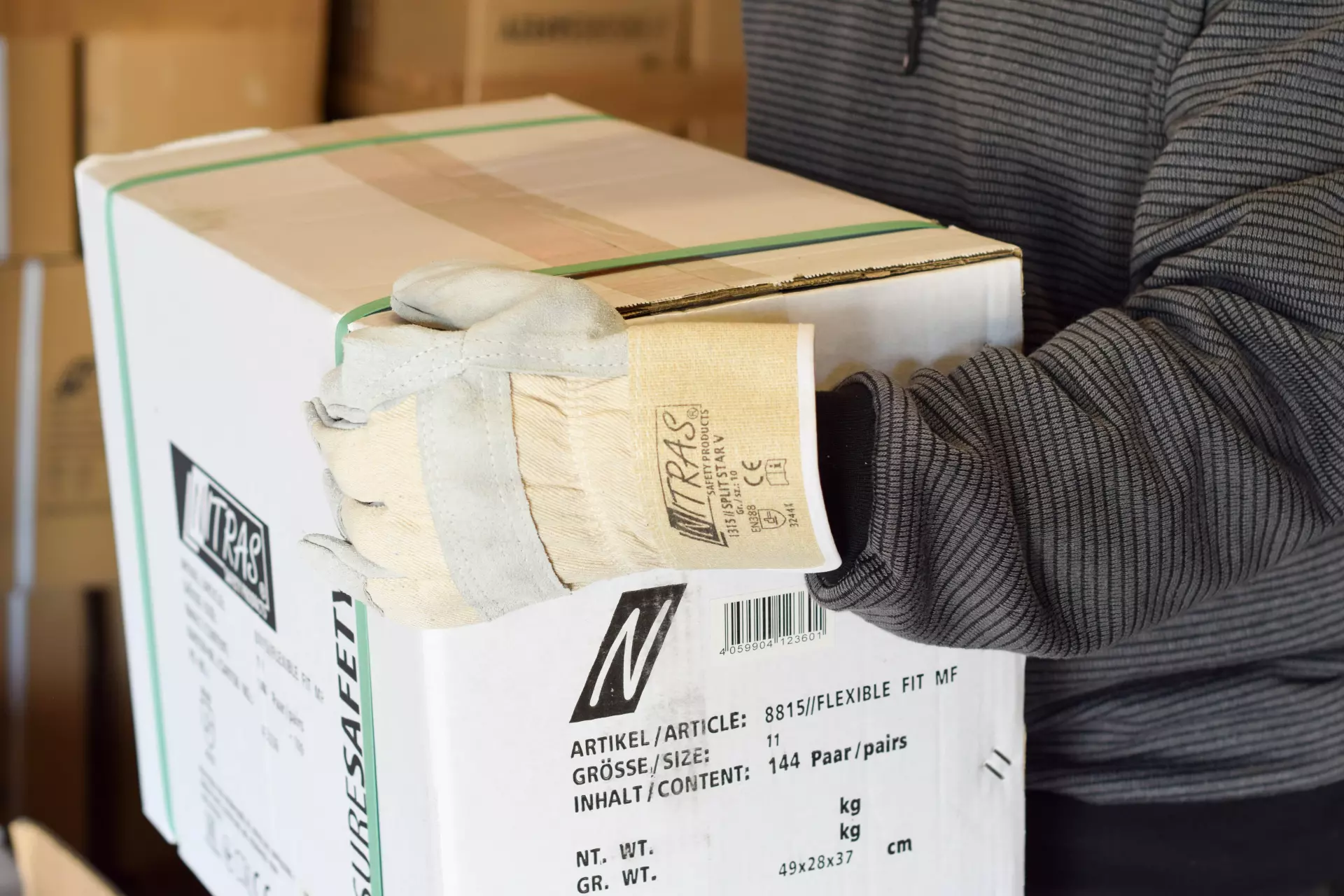 Nitras 1315, SPLIT STAR V Cow Split Leather Gloves, Size 10, image 2