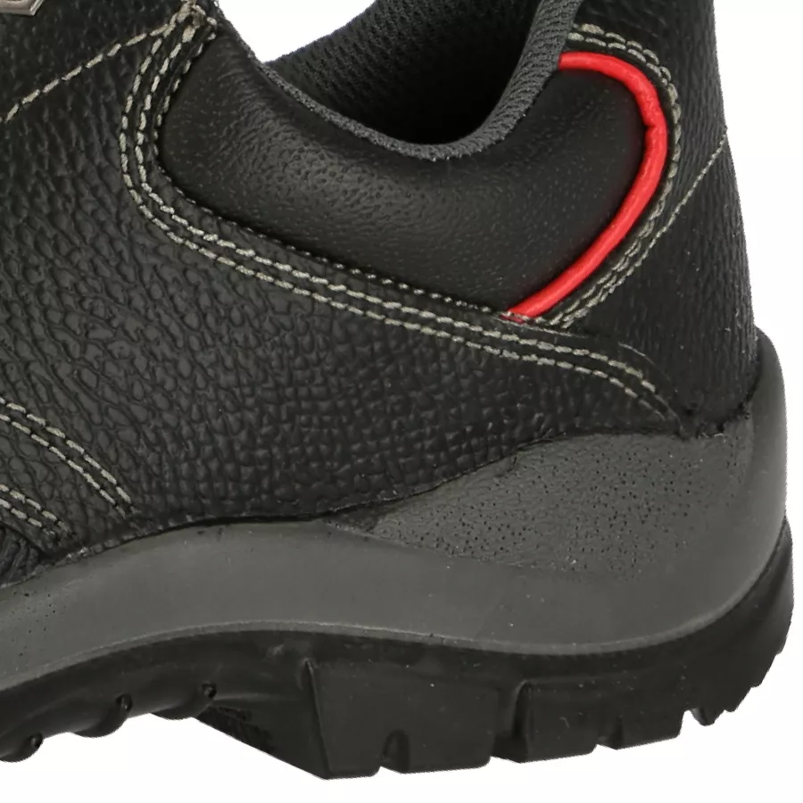 **Perforation-Resistant Midsole** lets you move freely across varied terrain with reassuring underfoot security.