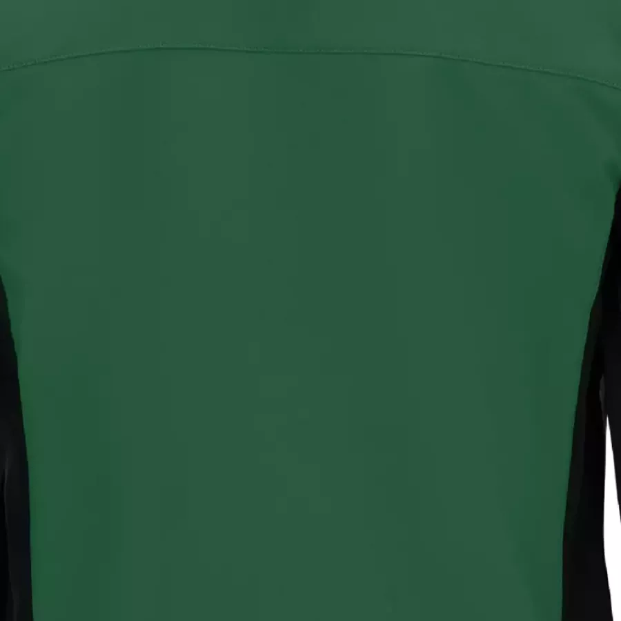 **Water Repellent Material** helps you stay dry and at ease when the weather turns drizzly.