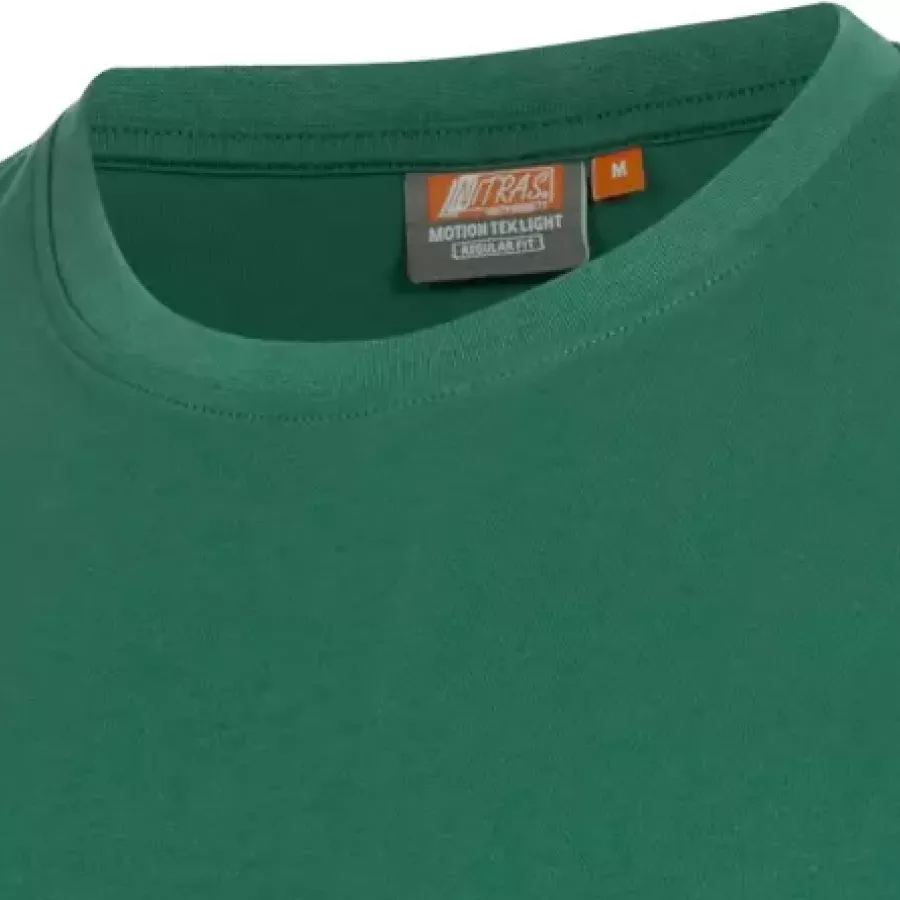 **Reinforced Round Neck Collar** keeps its shape wash after wash for a consistently sharp fit.