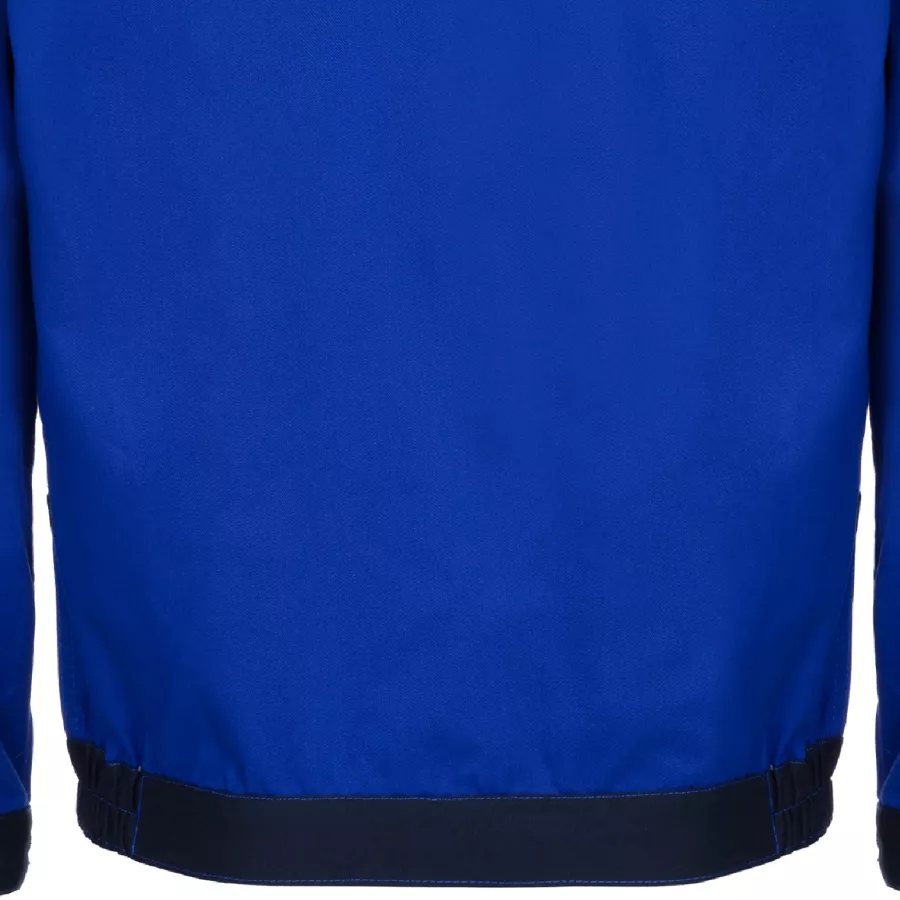 **Elastic Waist** gently hugs your body for a tailored feel that moves with you.