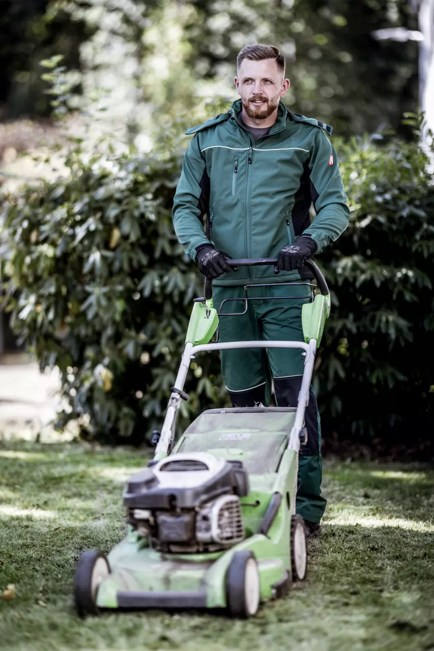 Nitras 7154, MOTION TEX LIGHT Softshell Jacket, Green, image 3, gallery thumbnail