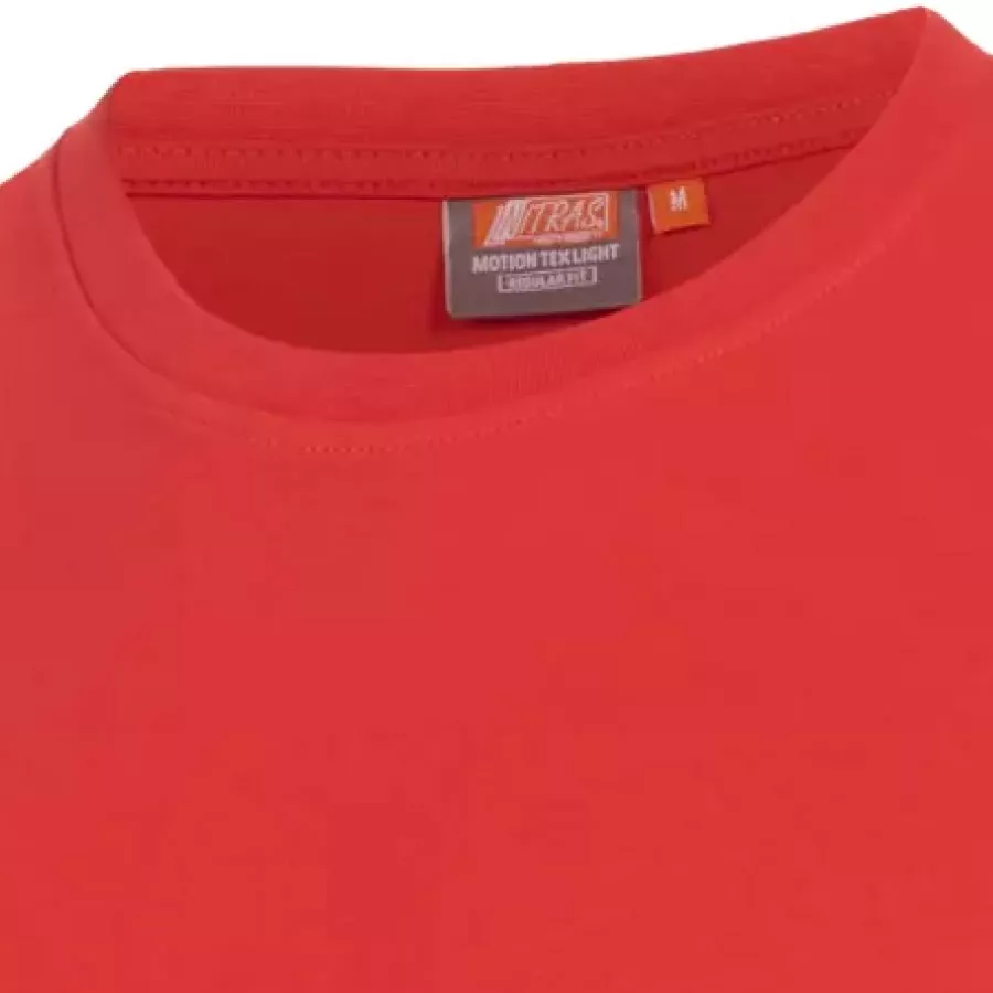 **Reinforced Round Neck Collar** keeps its shape wash after wash for a consistently sharp fit.
