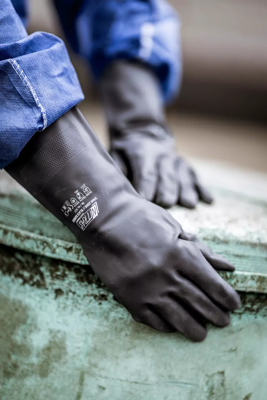 Nitras 3460, BLACK BARRIER Chemical Protective Gloves, Black, image 2, gallery thumbnail