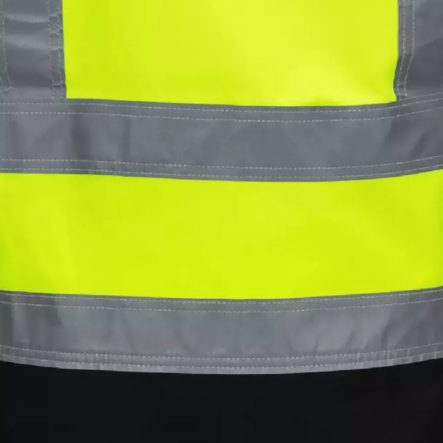 **3M Scotchlite™ Reflective Material** enhances your visibility so you feel confident in low-light conditions.