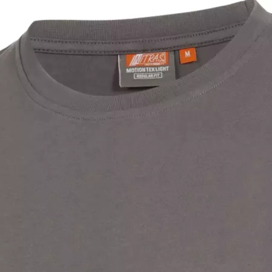 **Reinforced Round Neck Collar** keeps its shape wash after wash for a consistently sharp fit.