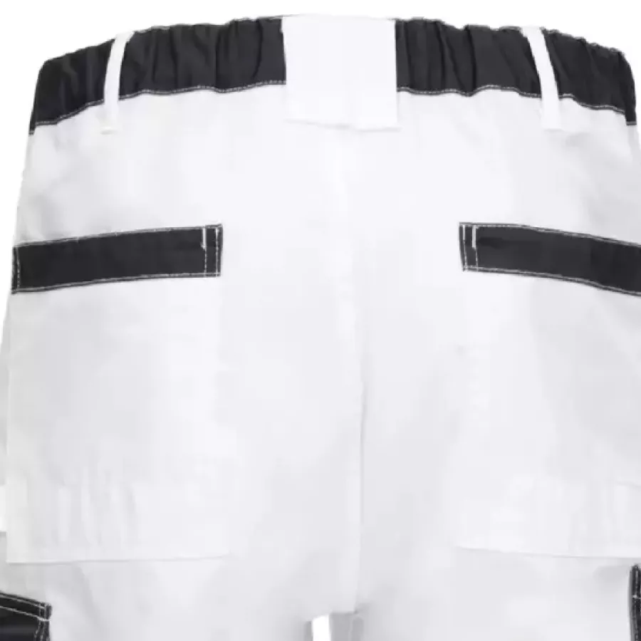 **Elastic Waist** moves naturally with you to keep every shift feeling comfortable and unrestricted.