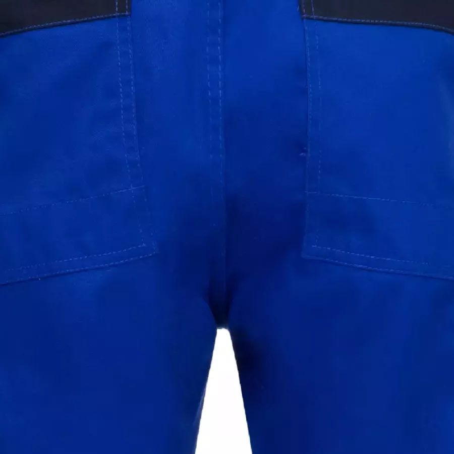 **Reinforced Stress Points** add extra durability so your shorts stay strong through tough tasks.