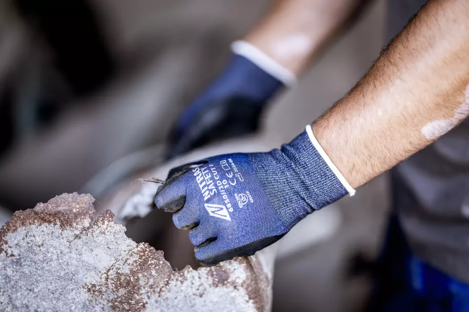 Nitras 6850-2110, 3D CUT F Cut Protection Gloves, Black, image 2, gallery thumbnail