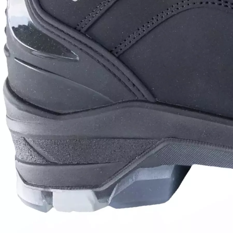 **Metal Free Puncture Resistant** gives you underfoot confidence without adding stiffness or weight.