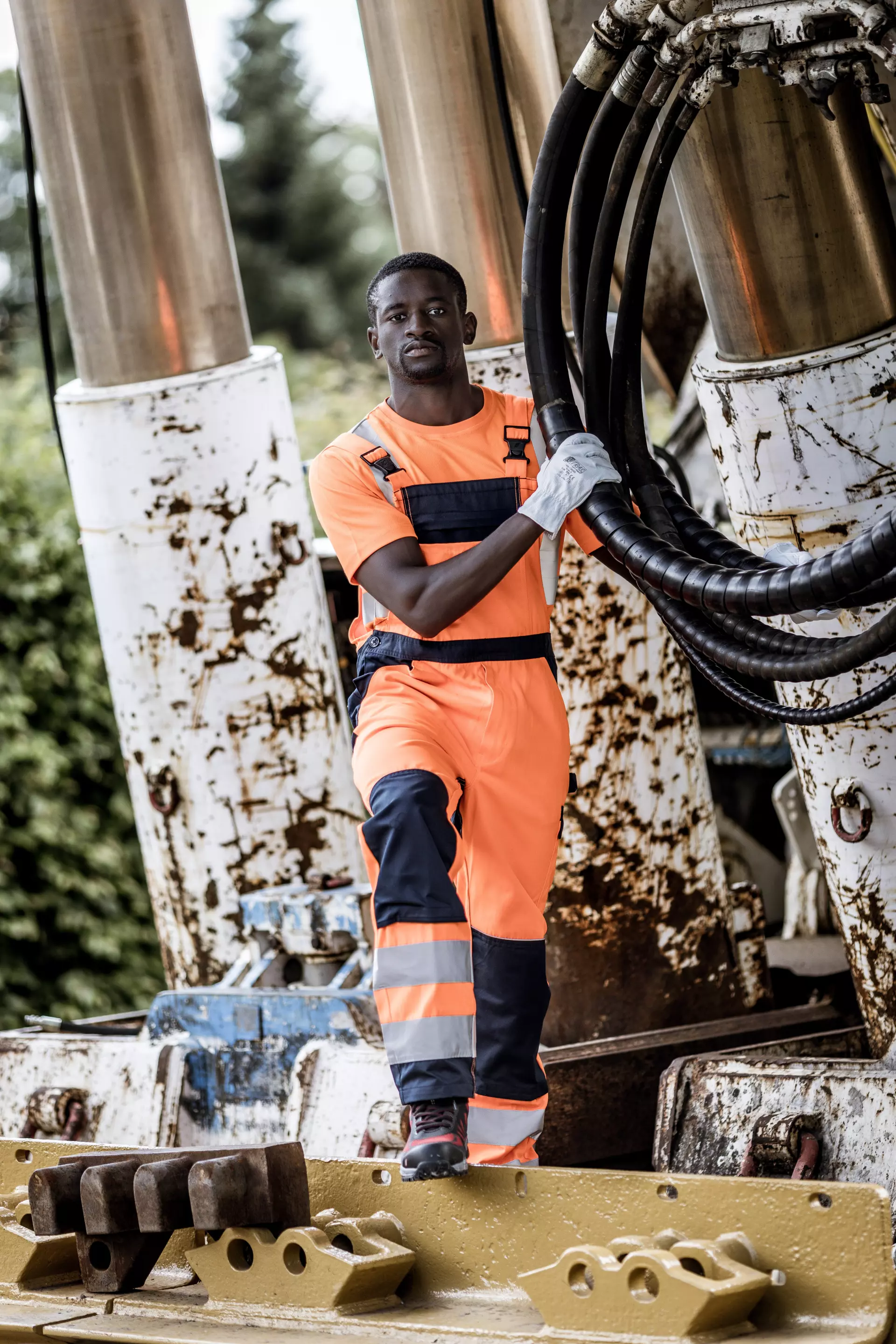 Nitras 7572-4121, MOTION TEX VIZ Reflective Bib Pants, Neon Orange, image 2