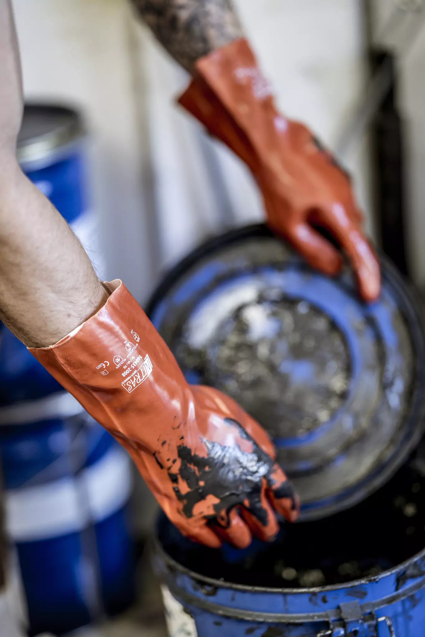 Nitras 160435, Chemical Protective Gloves, Red, Size 10, Red, image 2