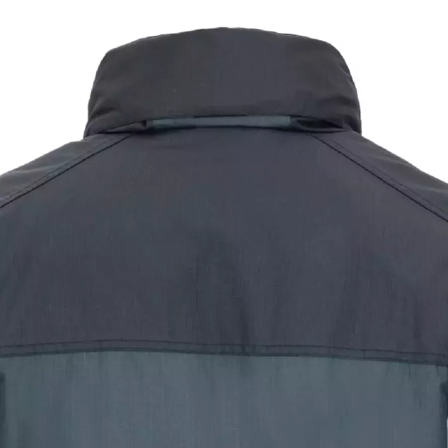 **Rollable Hood** offers flexible protection you can deploy or stow away in seconds.