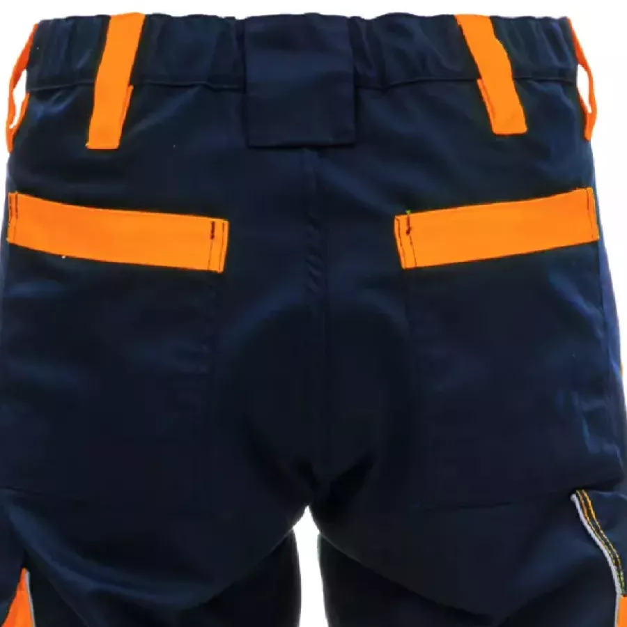 **Elastic Waist** flexes with your movement to keep you comfortable through active workdays.