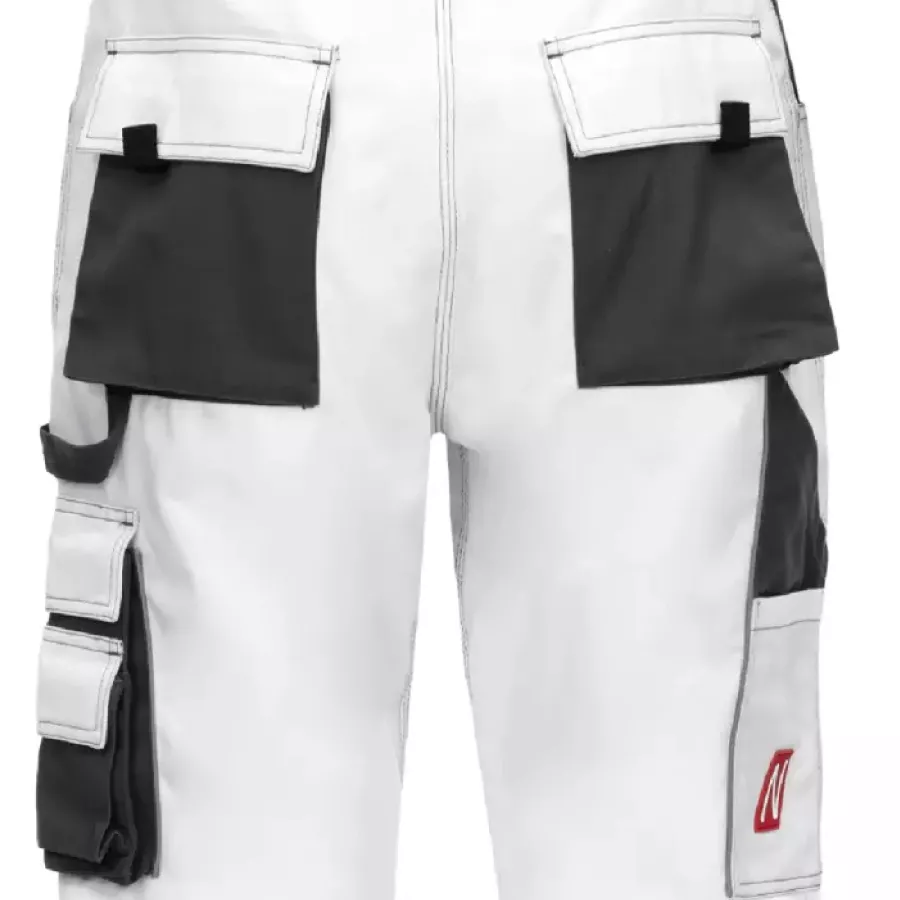 **Tool Pockets** give you easy access to essentials so your hands stay free and tasks flow smoothly.