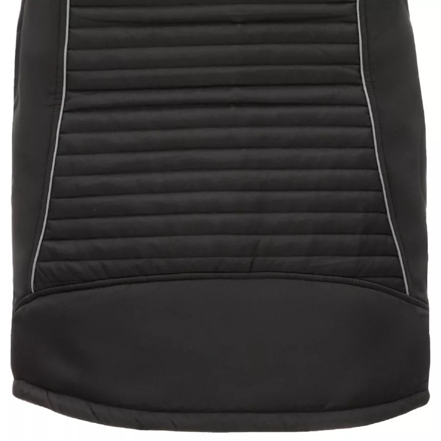 **Extended Back** gives you extra coverage that stays in place as you reach and move.