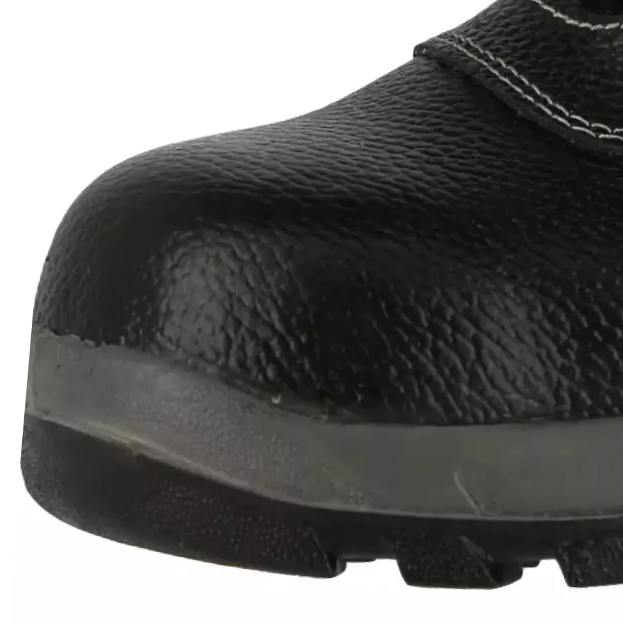 **Fiberglass Toe Cap** provides lightweight protection that keeps your steps easy and confident.