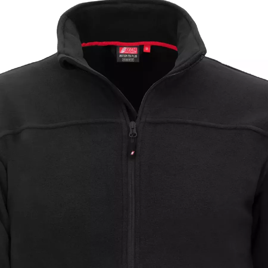 **Non-scratchy Stand-p collar** adds soft, cozy warmth around your neck without irritation.