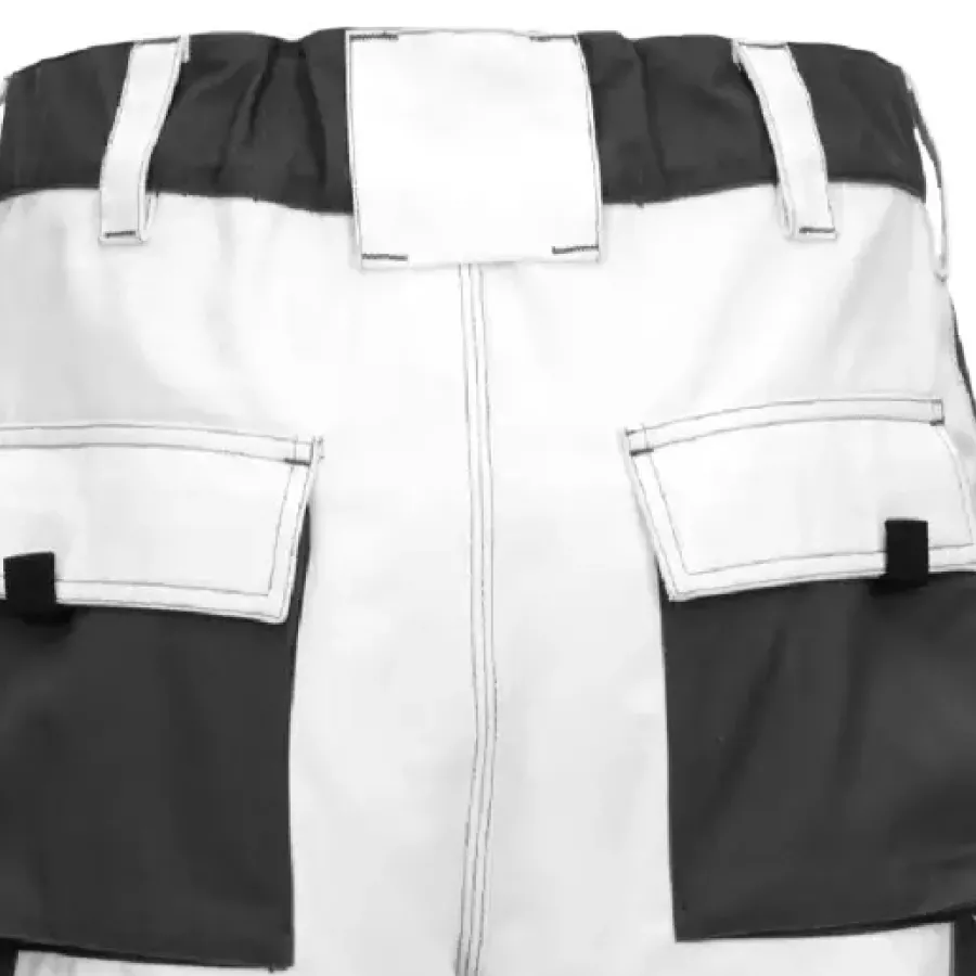 **Elastic Waist with Raised Back** moves with you for all-day comfort and a secure fit.