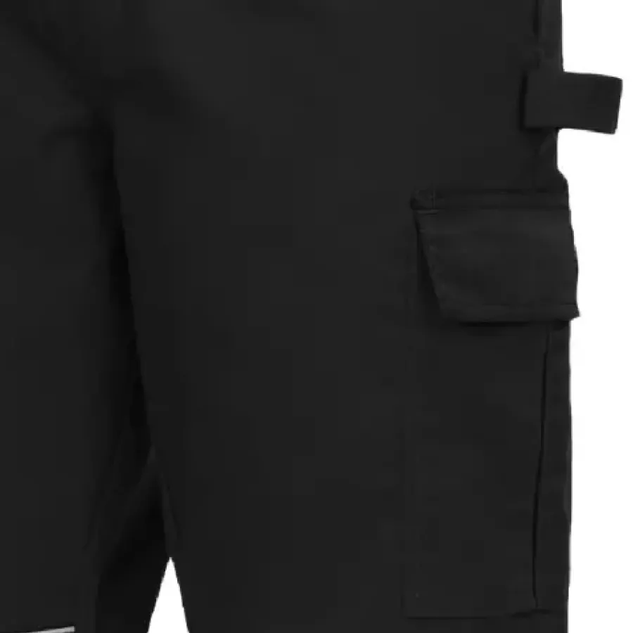 **Tool Pockets with Hammer Loop** keep your essentials organized and always within easy reach.