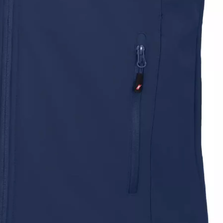 **Zipper Pocket** secures your essentials within easy reach for convenient access on the go.