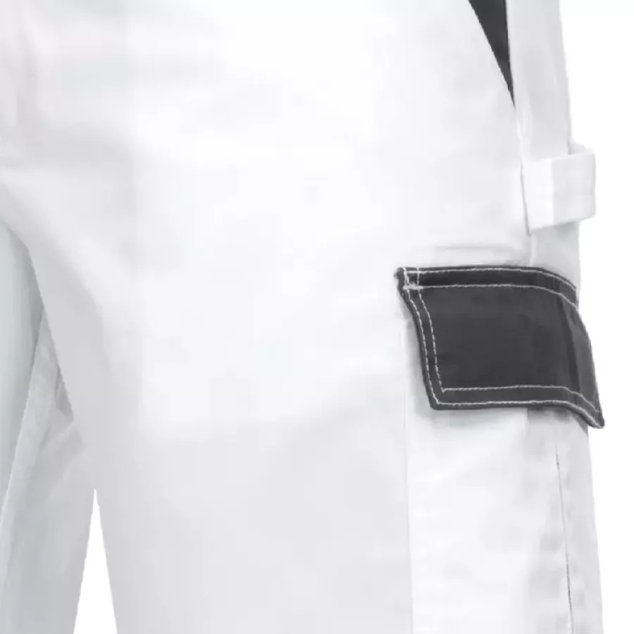 **Tool Pockets with Hammer Loop** keep your essentials organized and effortlessly accessible.