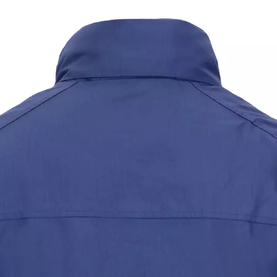 **Rollable Hood** offers flexible protection you can deploy or stow away in seconds.