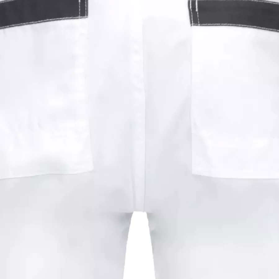 **Reinforced Stress Points** add extra durability so your shorts stay strong through tough tasks.