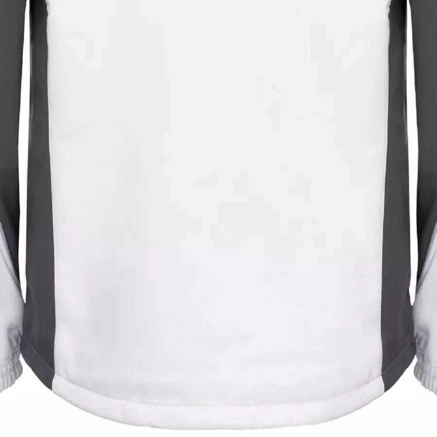 **Extended Back** gives you extra coverage that stays comfortable as you reach, bend, and move.