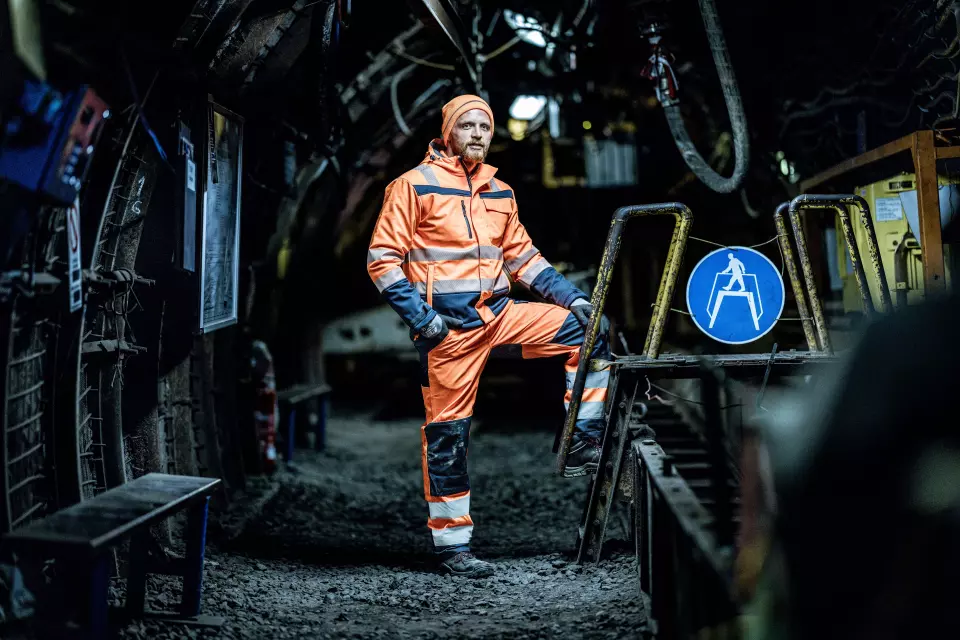 Nitras 7175-4121, MOTION TEX VIZ PLUS Reflective Winter Softshell Jacket, Neon Orange, image 3, gallery thumbnail