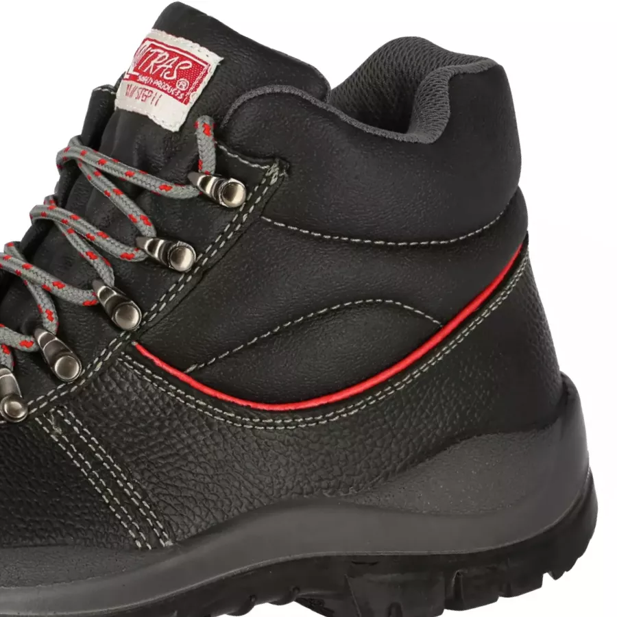 **Well Padded Bootleg** cushions your ankles for lasting comfort during long hours on the move.