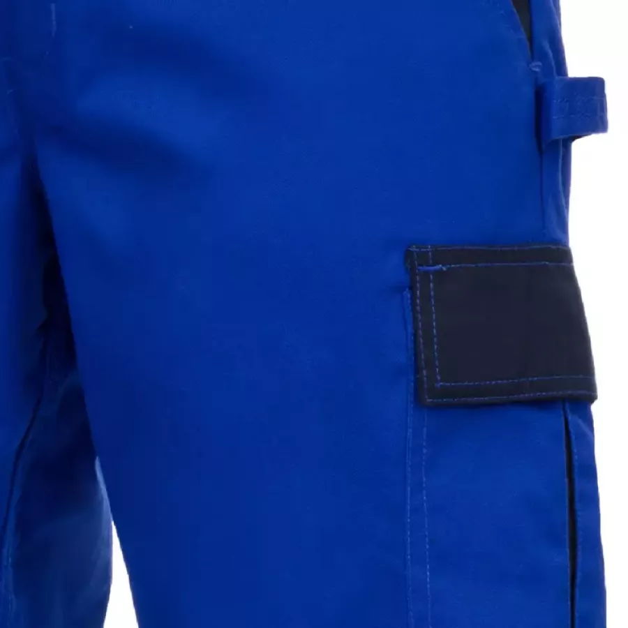 **Tool Pockets with Hammer Loop** keep your essentials organized and effortlessly accessible.