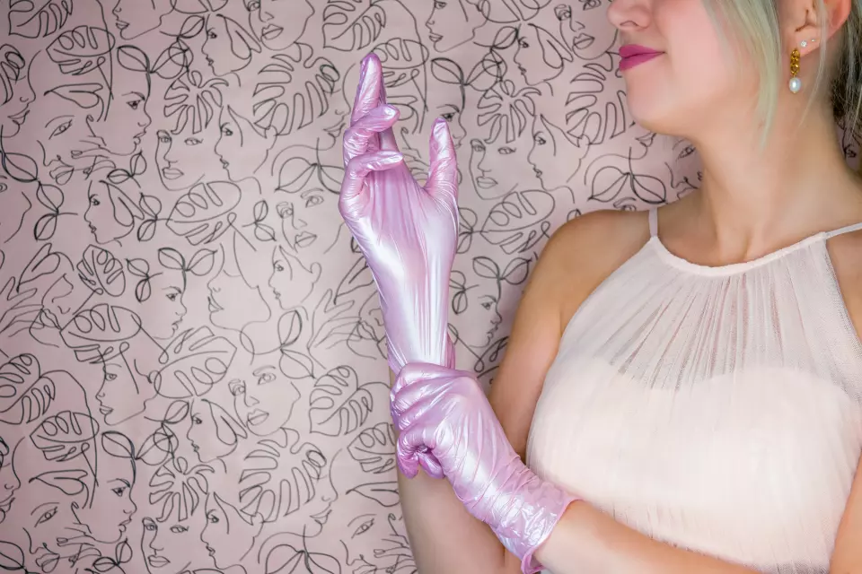 Nitras Medical 8304, GLAMOUR WAVE nitrile disposable gloves, light pink, image 3, gallery thumbnail