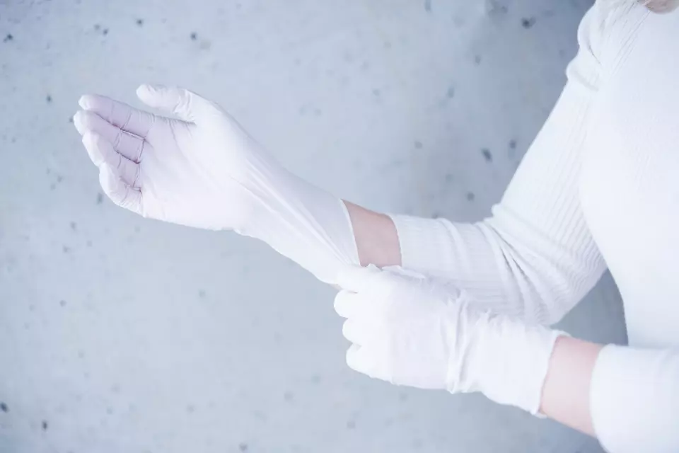 Nitras Medical 8310, WHITE WAVE nitrile disposable gloves, white, image 3, gallery thumbnail