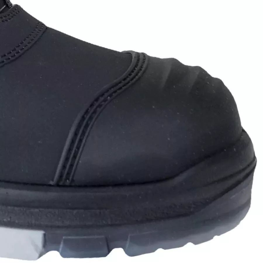 **Composite Toe Cap** delivers strong, lightweight protection that keeps every step feeling easy.