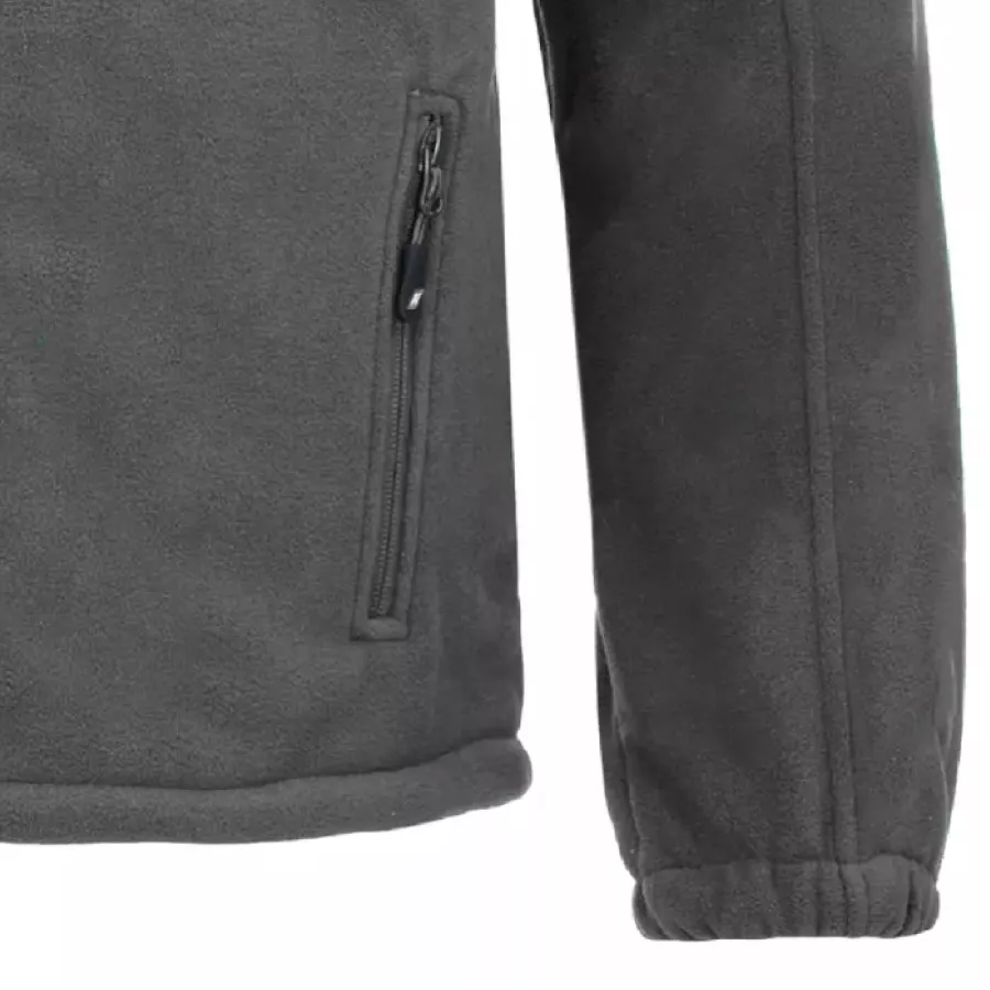 **Elastic Cuffs** keep your sleeves comfortably in place for easy, unrestricted movement.