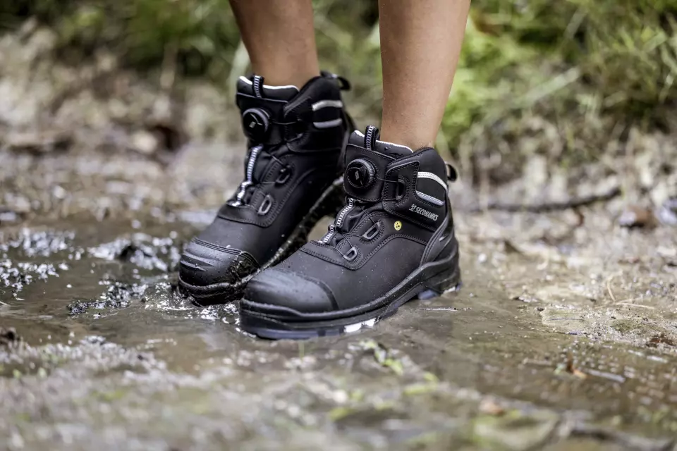 NITRAS 7220-1000, ULTIMATE STEP MID FIT S7S CI FO SC SR Half-Height Safety Boots, Black, image 3, gallery thumbnail